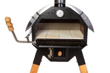 Merklinger Holzbackofen Grill Pizzaofen Brotbackofen 600 Nahansicht mit vier Schamottsteinen