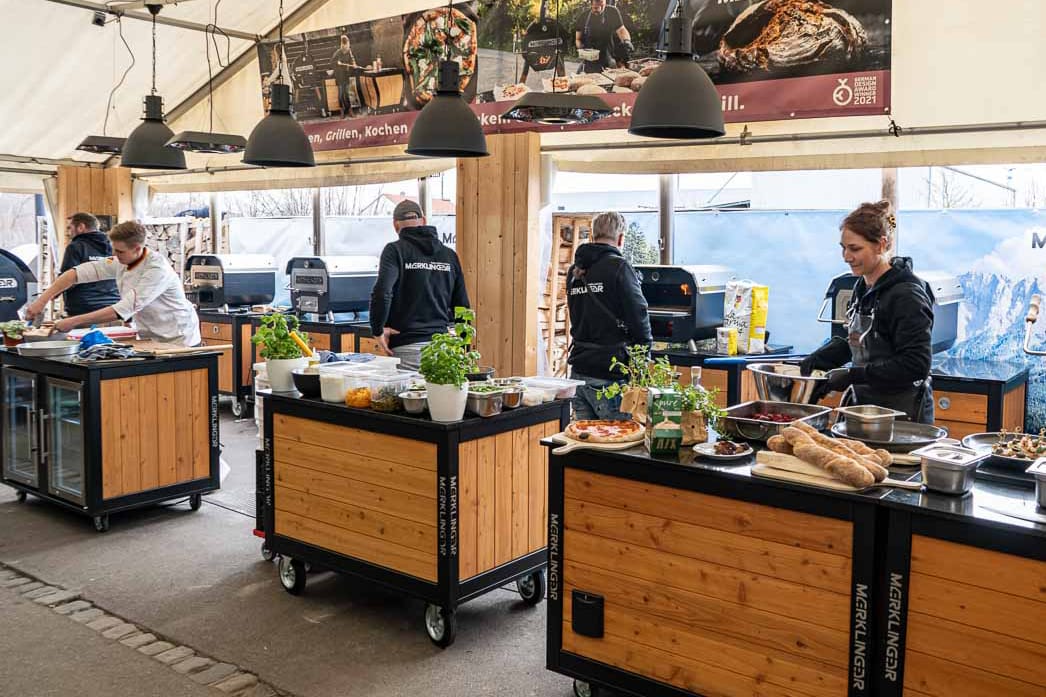The_Merklinger_Wood_Baking_Oven_Bobby_Garden_Event_Feb_24_digi005