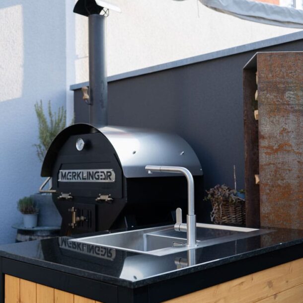 013_TheMerklinger_wood-fired_oven_grill_pizza_oven_dishwashing_module_outdoor_kitchen