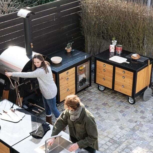 015_DerMerklinger_Holzbackofen_Grill_Pizzaofen_komplette_Outdoorküche