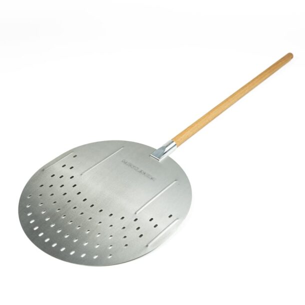 02_DerMerklinger_Holzbackofen_Pizzaschaufel_Löcher_2024_01