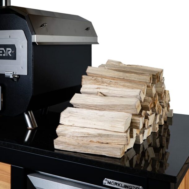 04_DerMerklinger_Holzbackofen_Grillzange_Holz_Denk_Schalen_Pizzaschaufel_Löcher_2024_37