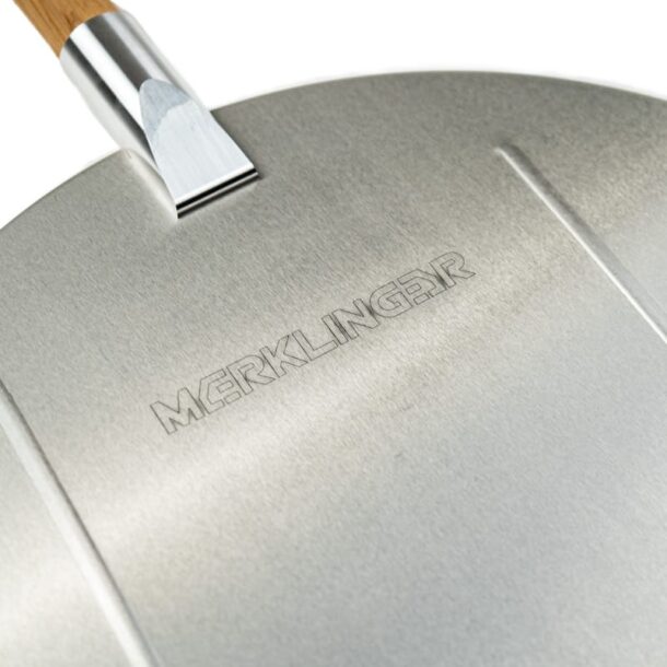 06_DerMerklinger_Holzbackofen_Pizzaschaufel_Löcher_2024_06