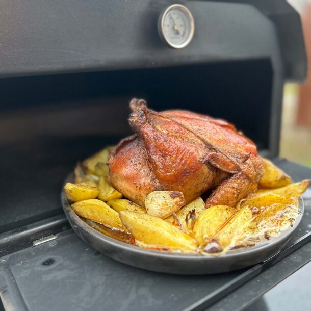 DerMerklinger_Holzbackofen_Bobby_Grillen_03