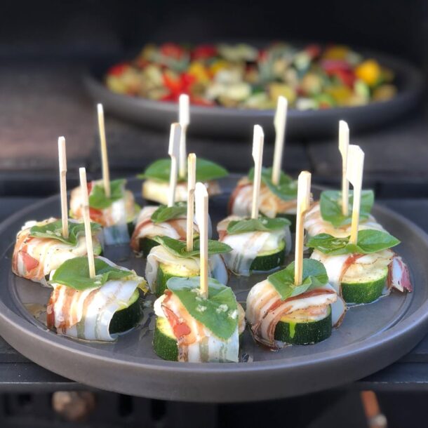TheMerklinger_wood-burning_oven_accessories_think_ceramic_celtic_roasting_plate_lid_05