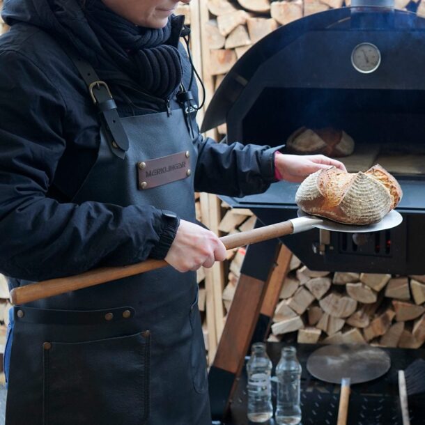 Merklinger_wood-fired_oven_bread_slider_02