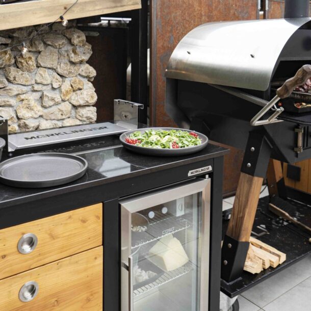 Merklinger_wood_oven_outdoor_kitchen_Maria_Digi_Rotisserie_166