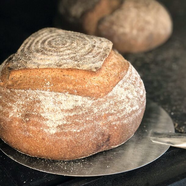 Rezepte-Merklinger-Holzbackofen-Dinkellaib