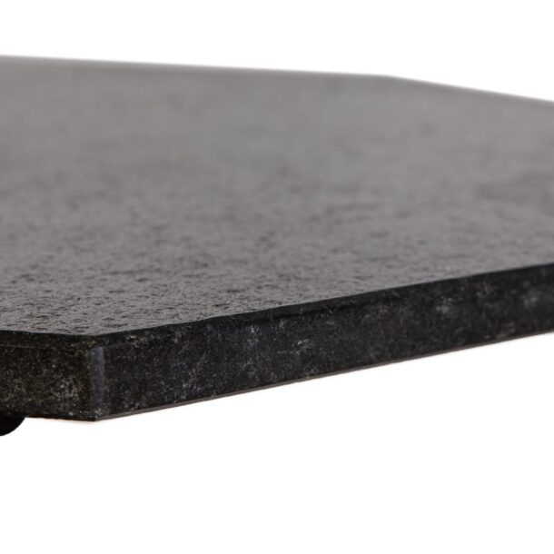 Merklinger Holzbackofen Grill Pizzaofen Brotbackofen 800 mit Seitentisch aus Holz Nahansicht der Granitplatte