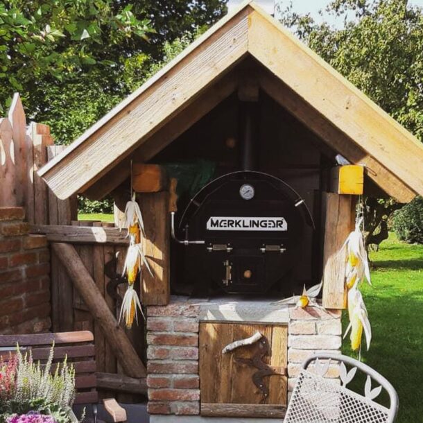 merklinger-wood-fired-oven-grill-pizza-oven-installation_edition-800-bakehouse-vorne_Min