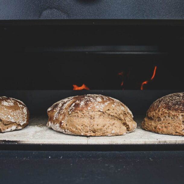 merklinger-holzbackofen-pizzaofen-grill-brotbacken-olli-sievers.jpg